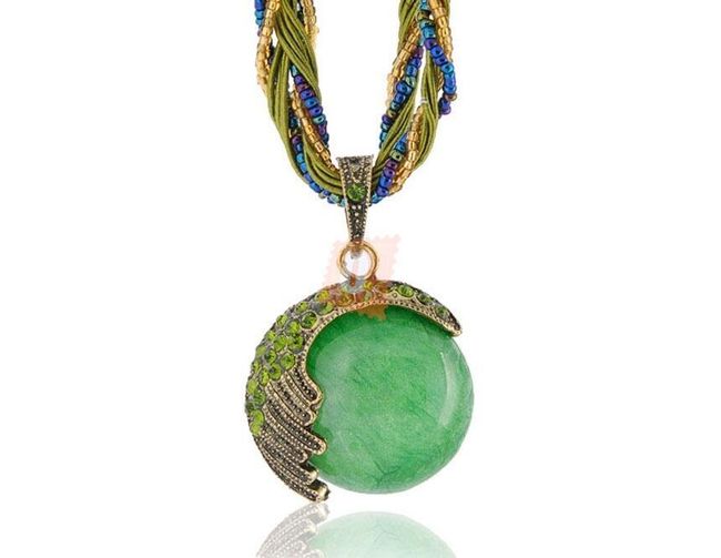 Exotický retro náhrdelník - zelený 1