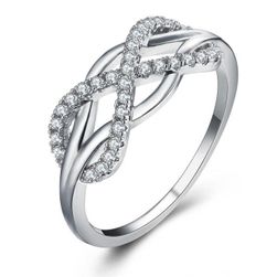 Дамски пръстен с кристали