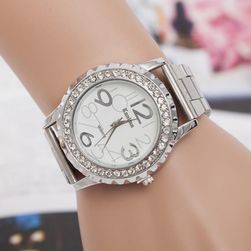 Женские металлические часы с отделкой из страз