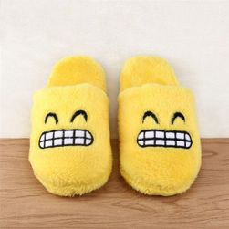 Papuci de pluș cu emoticon - diverse modele