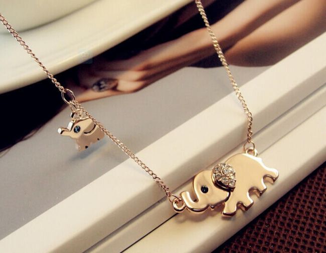 Ogrlica sa dva slona za sreću 1