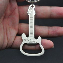 Obesek za ključe in odpirač v obliki kitare