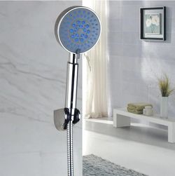 Wielofunkcyjna słuchawka prysznicowa - 1 sztuka