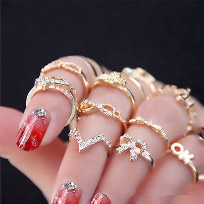 Set prstanov zlate barve 1
