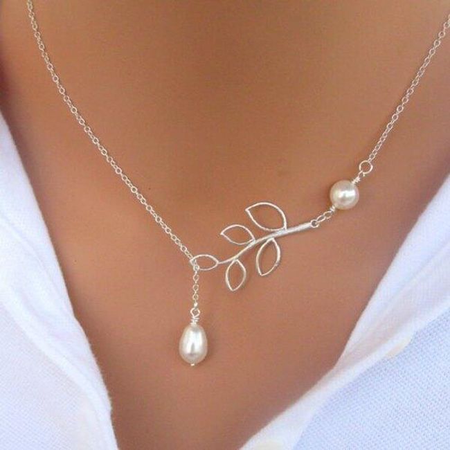 Elegant necklace - twig and pearls ATGGSKU220436 1
