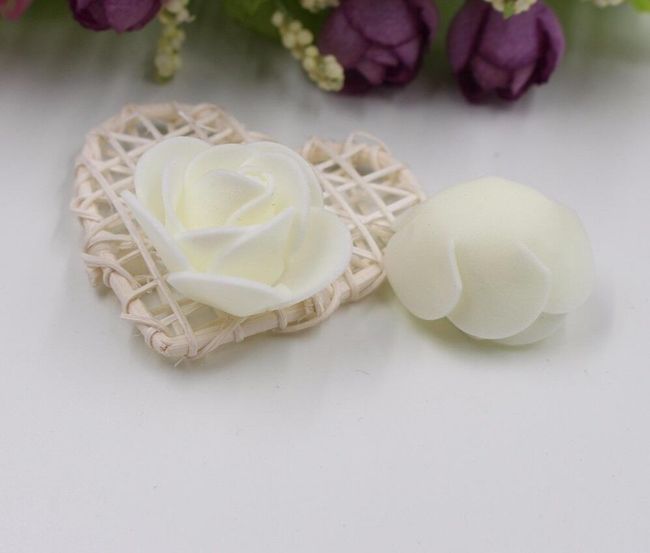 Kis habos dekoratív rózsák - fehér színű 1