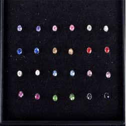 24 barevných piercingů do nosu