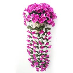 Okrasna umetna rastlina s barvnimi cvetovi