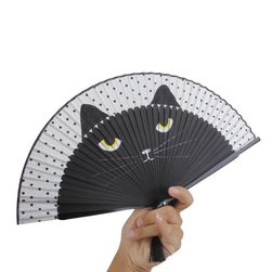 Ventilator z motivom črne mačke