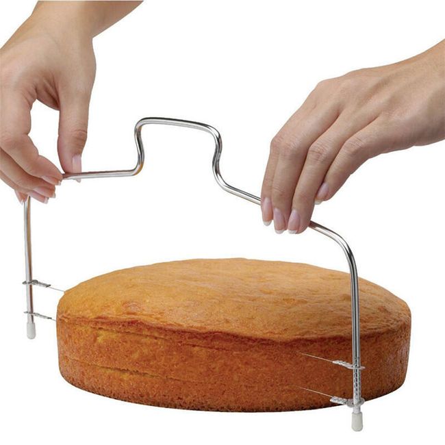 Nastavitelný strunový nástroj na krájení dortu 1