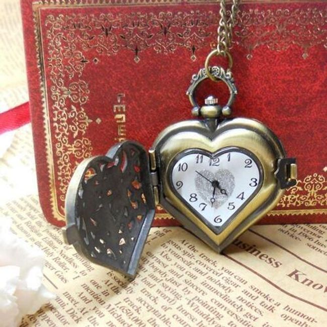 Brązowy zegarek kieszonkowy w kształcie serca 1