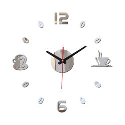 Стенен часовник с повърхност в дизайн на огледало за любителите на кафето